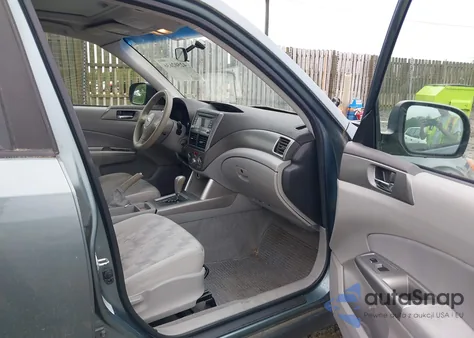 2010 Subaru Forester 2.5X Premium from USA, damaged, VIN JF2SH6CC5AH761086